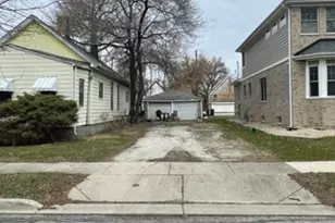 311 E Franklin Ave, La Grange, IL 60525 - Photo 3