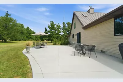 2437 N 1480 East Road, Ashkum, IL 60911 - Photo 33