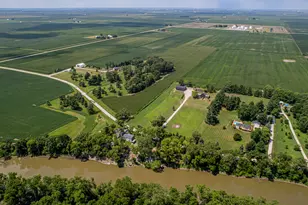 2437 N 1480 East Rd, Ashkum, IL 60911 - Photo 47