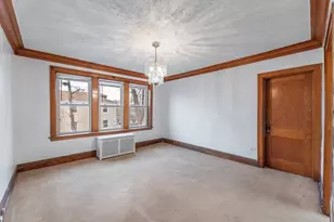 6758 S Campbell Ave, Chicago, IL 60629 - Photo 9