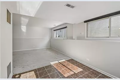 1036 E Meadow Lake Drive, Palatine, IL 60074 - Photo 31