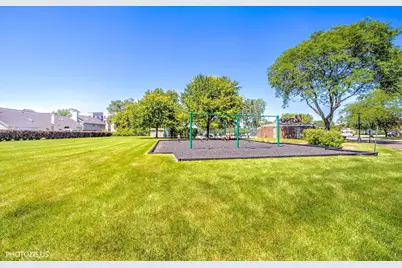 1103 Miller Lane #105, Buffalo Grove, IL 60089 - Photo 25