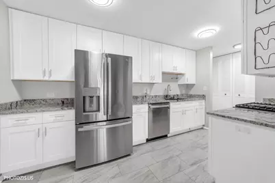 1103 Miller Lane #105, Buffalo Grove, IL 60089 - Photo 5