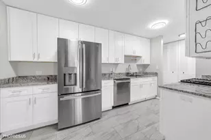 1103 Miller Ln, Buffalo Grove, IL 60089 - Photo 5