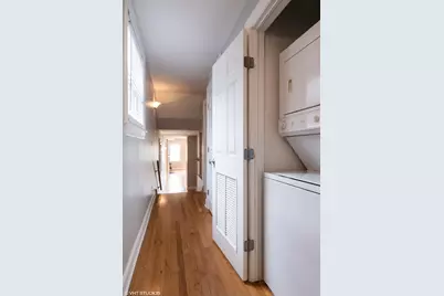 906 W Barry Avenue #3, Chicago, IL 60657 - Photo 11