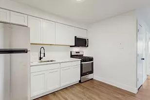 10382 Michael Todd Terrace, Glenview, IL 60025 - Photo 7