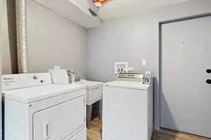 10382 Michael Todd Terrace, Glenview, IL 60025 - Photo 13