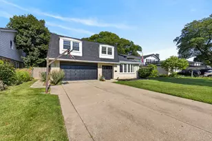 2217 Westwood Dr, Hillside, IL 60162 - Photo 3