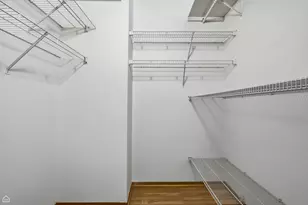 910 S Michigan Ave, Chicago, IL 60605 - Photo 15