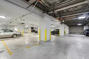 910 S Michigan Ave, Chicago, IL 60605 - Photo 21