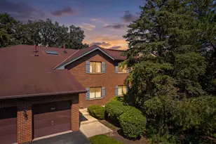 1884 Portsmouth Dr, Lisle, IL 60532 - Photo 1