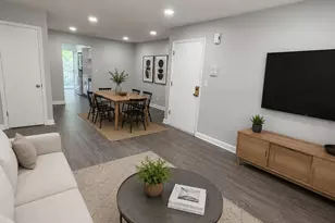 224 E Rimini Ct, Palatine, IL 60067 - Photo 5
