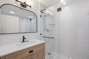 5851 N Virginia Ave, Chicago, IL 60659 - Photo 7