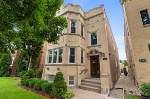 5851 N Virginia Ave, Chicago, IL 60659 - Photo 1