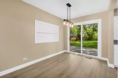 1460 Indian Hill Avenue, Hanover Park, IL 60133 - Photo 9