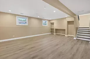 1460 Indian Hill Ave, Hanover Park, IL 60133 - Photo 15
