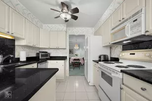 7800 W Foresthill Ln, Palos Heights, IL 60463 - Photo 11