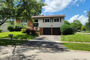 418 Assembly Dr, Bolingbrook, IL 60440 - Photo 1