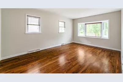 537 N Walnut Street, Elmhurst, IL 60126 - Photo 3