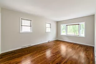 537 N Walnut St, Elmhurst, IL 60126 - Photo 3