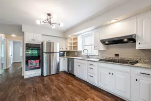 537 N Walnut St, Elmhurst, IL 60126 - Photo 5