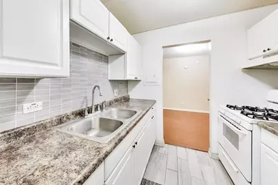 234 Shorewood Drive #GD, Glendale Heights, IL 60139 - Photo 11