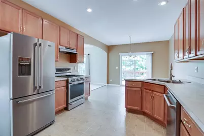 662 Chaney Court, Crest Hill, IL 60403 - Photo 7