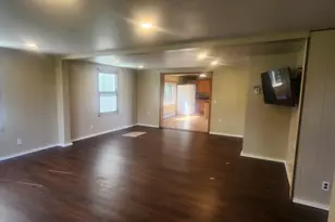 3929 E 769th Rd, Triumph, IL 61371 - Photo 9