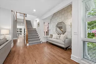 922 Ash St, Winnetka, IL 60093 - Photo 3