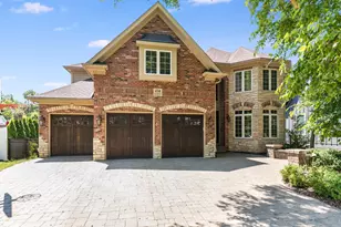 434 W Benton Ave, Naperville, IL 60540 - Photo 3