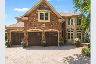 434 W Benton Avenue, Naperville, IL 60540 - Photo 1