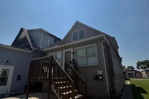 13932 S Chippewa Ave, Burnham, IL 60633 - Photo 1