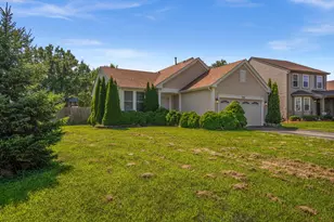 776 Chesterfield Ln, North Aurora, IL 60542 - Photo 1