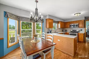 1472 Anvil Ct, Bartlett, IL 60103 - Photo 7