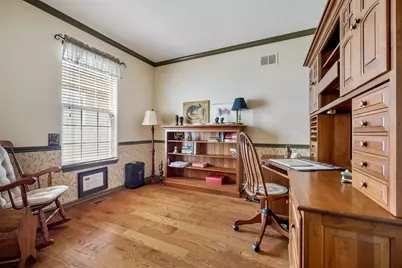 16530 Grandwood Lake Drive, Crest Hill, IL 60403 - Photo 17