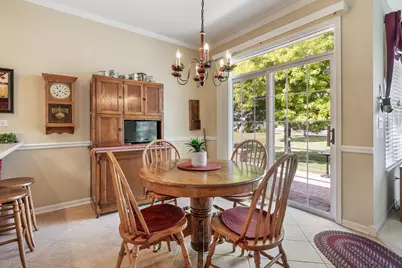 16530 Grandwood Lake Drive, Crest Hill, IL 60403 - Photo 11