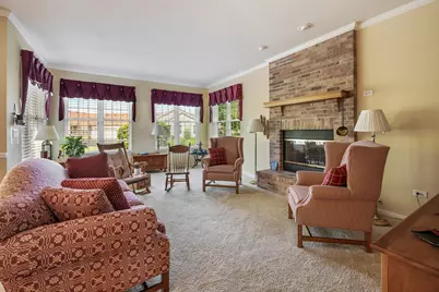 16530 Grandwood Lake Drive, Crest Hill, IL 60403 - Photo 7