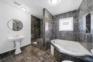 11715 S Parnell Ave, Chicago, IL 60628 - Photo 17