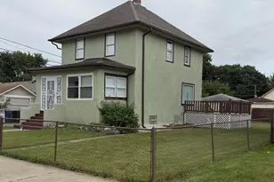 11715 S Parnell Ave, Chicago, IL 60628 - Photo 3
