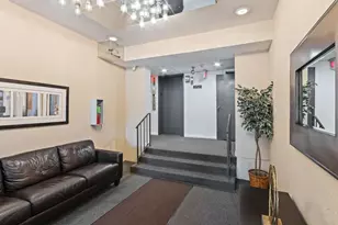2100 Valencia Dr, Northbrook, IL 60062 - Photo 29
