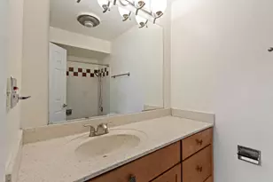 2100 Valencia Dr, Northbrook, IL 60062 - Photo 23