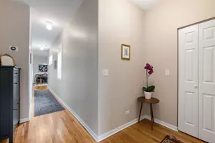 2458 W Eastwood Ave, Chicago, IL 60625 - Photo 15