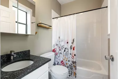 2458 W Eastwood Avenue #3, Chicago, IL 60625 - Photo 11