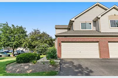 142 Southwicke Drive #A, Streamwood, IL 60107 - Photo 3