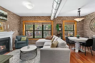 1255 W Roscoe St, Chicago, IL 60657 - Photo 3