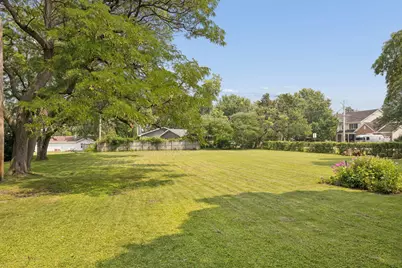 4417 Yender Avenue, Lisle, IL 60532 - Photo 25