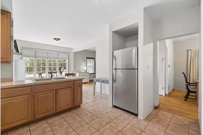 4417 Yender Avenue, Lisle, IL 60532 - Photo 13