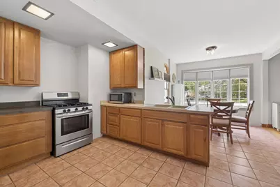 4417 Yender Avenue, Lisle, IL 60532 - Photo 7