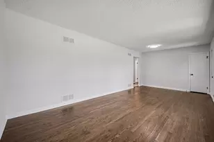 10848 Lombard Ave, Chicago Ridge, IL 60415 - Photo 3
