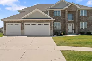 22991 Lancaster Ct, Frankfort, IL 60423 - Photo 3